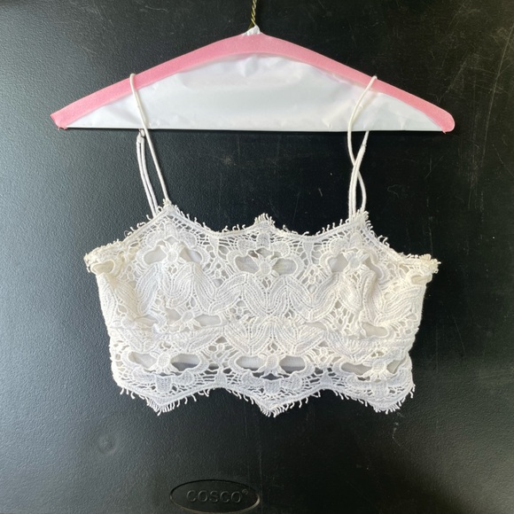 White Lace Crop Top - Picture 1 of 1